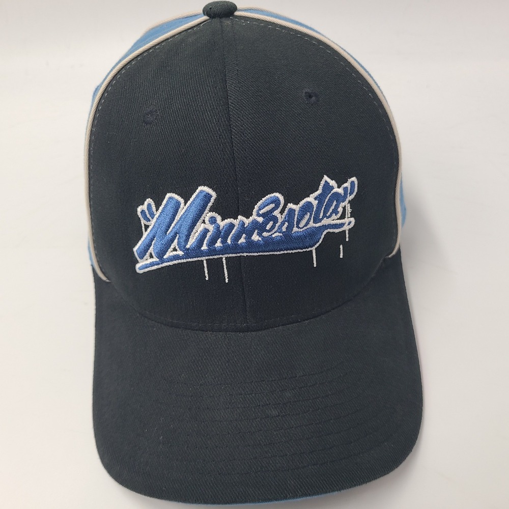 Vintage Minnesota Timberwolves Hat Fitted (Seems S-M) Reebok Black Blue NBA Men